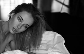Joakim Karlsson Photography - Natasha On The Bed